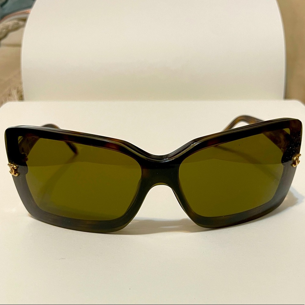Chanel 5065 sunglasses, tortoise shell